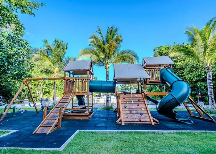 Ground F Htub, Jungle Sanctuary Walkable ! *